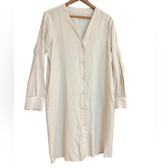 Filippa K NWOT size 4 (slightly oversized) Cream V-Neck Bishop Sleeve Dress - Picture 1 of 11